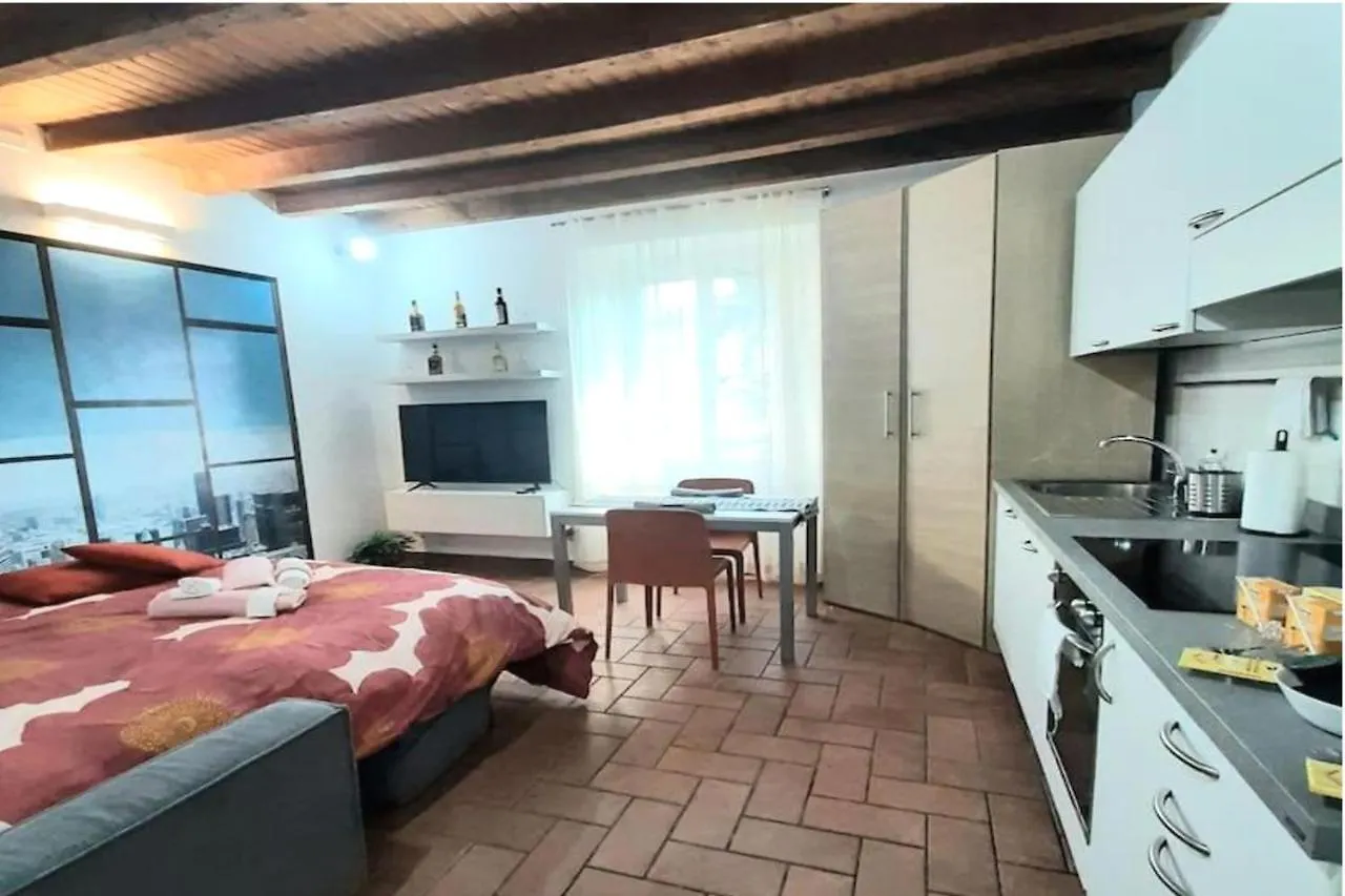Il Rifugio Sui Navigli Con Garage Privato Gratuito Aria Condizionata & Wi-Fi Apartment Milan Italy