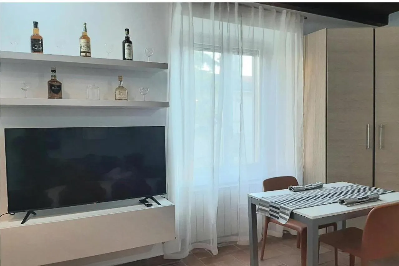 ミラノIl Rifugio Sui Navigli Con Garage Privato Gratuito Aria Condizionata & Wi-Fiアパートメント 0*, ミラノ